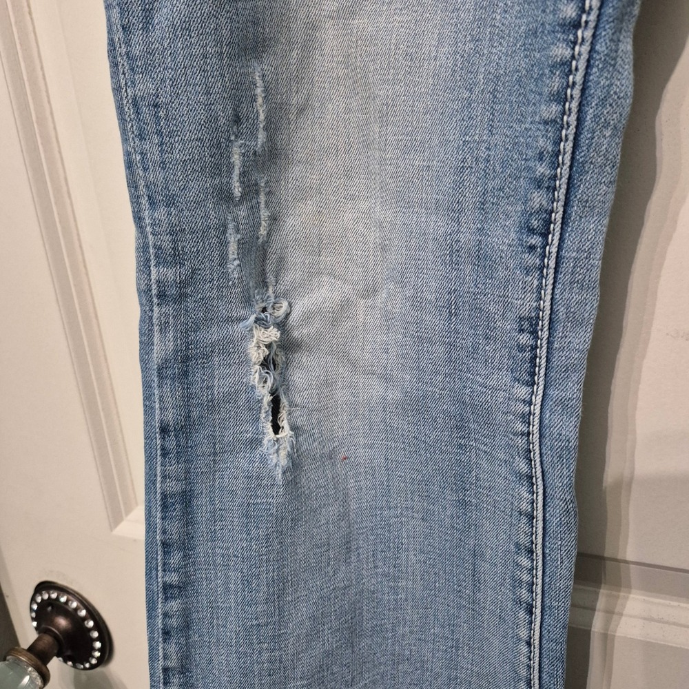 Vigoss Womens Light Wash Distressed Bootcut Jeans Size 13 Low Rise Flap Pocket - Picture 4 of 9